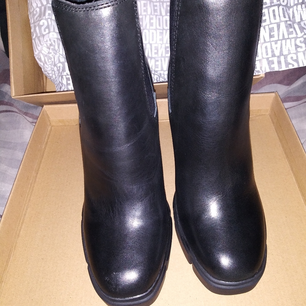 Booties - Picture 5 of 7
